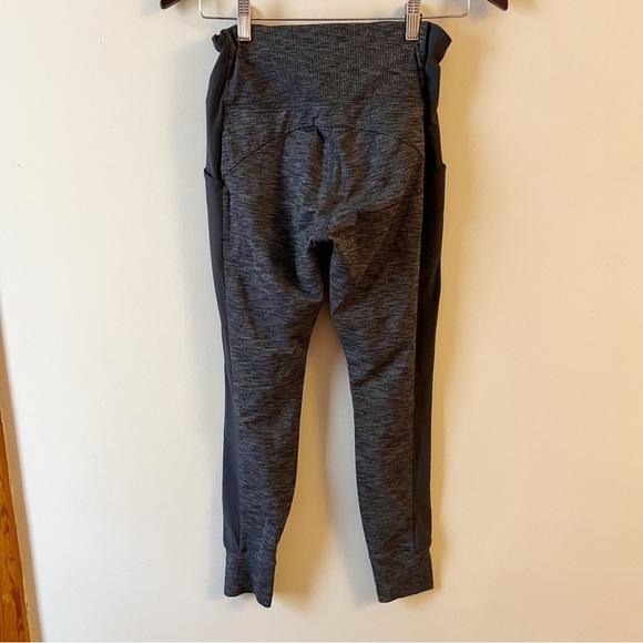 Athleta Excursion Hybrid Tight Leggings Womens Small Gray Pull On Athleisure Gym - Picture 5 of 11